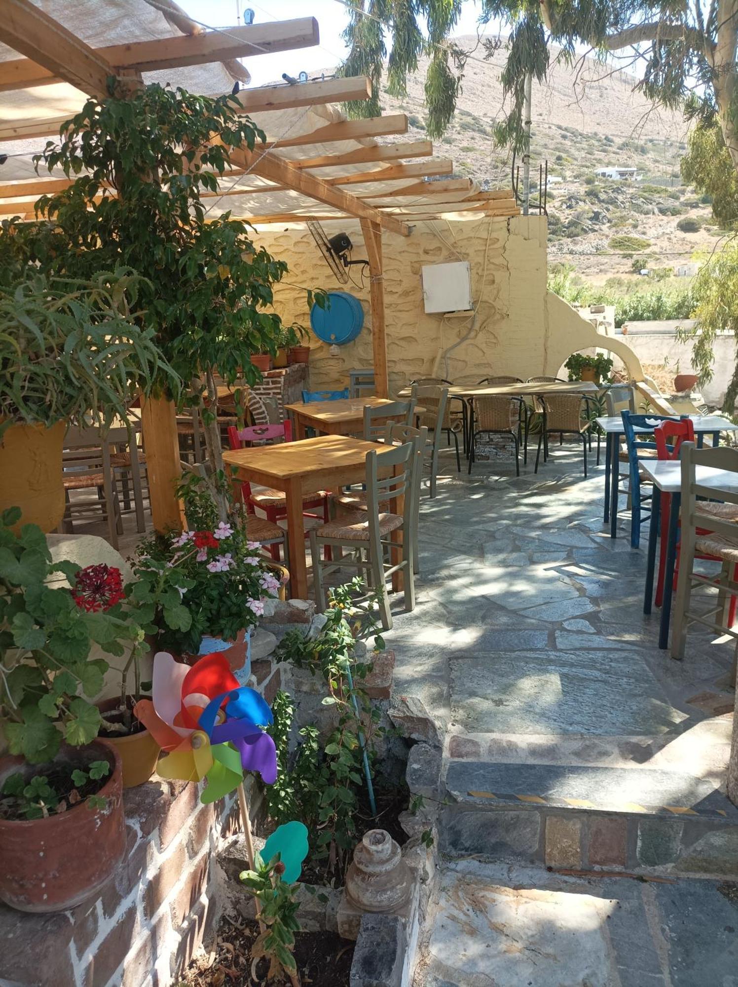 Aposperitis Rooms & Apartments Κίνι Εξωτερικό φωτογραφία